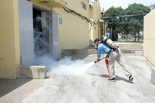 1686236233676152.jpeg 2023年6月8日運(yùn)銷市場(chǎng)部進(jìn)行硫磺庫(kù)著火事故應(yīng)急演練1 600.jpg